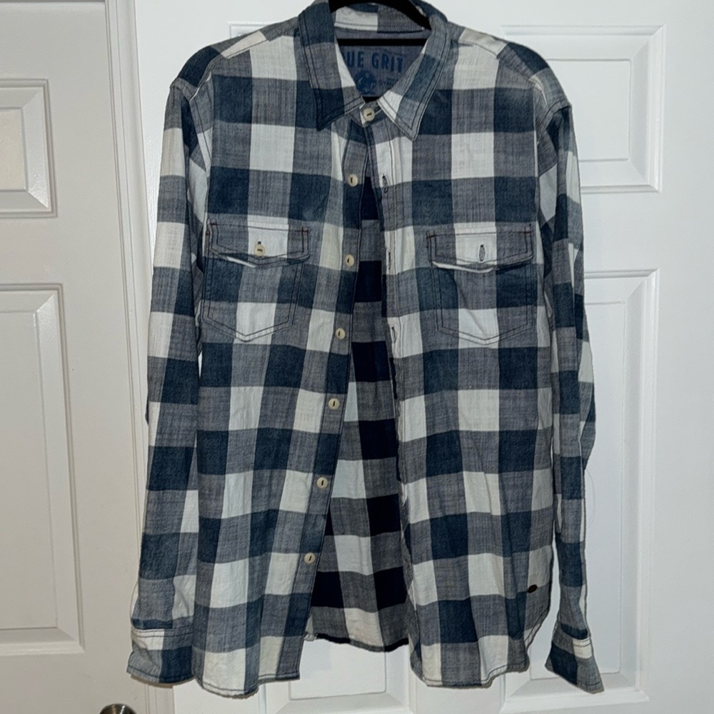 True Grit men’s XL flannel two pocket button down